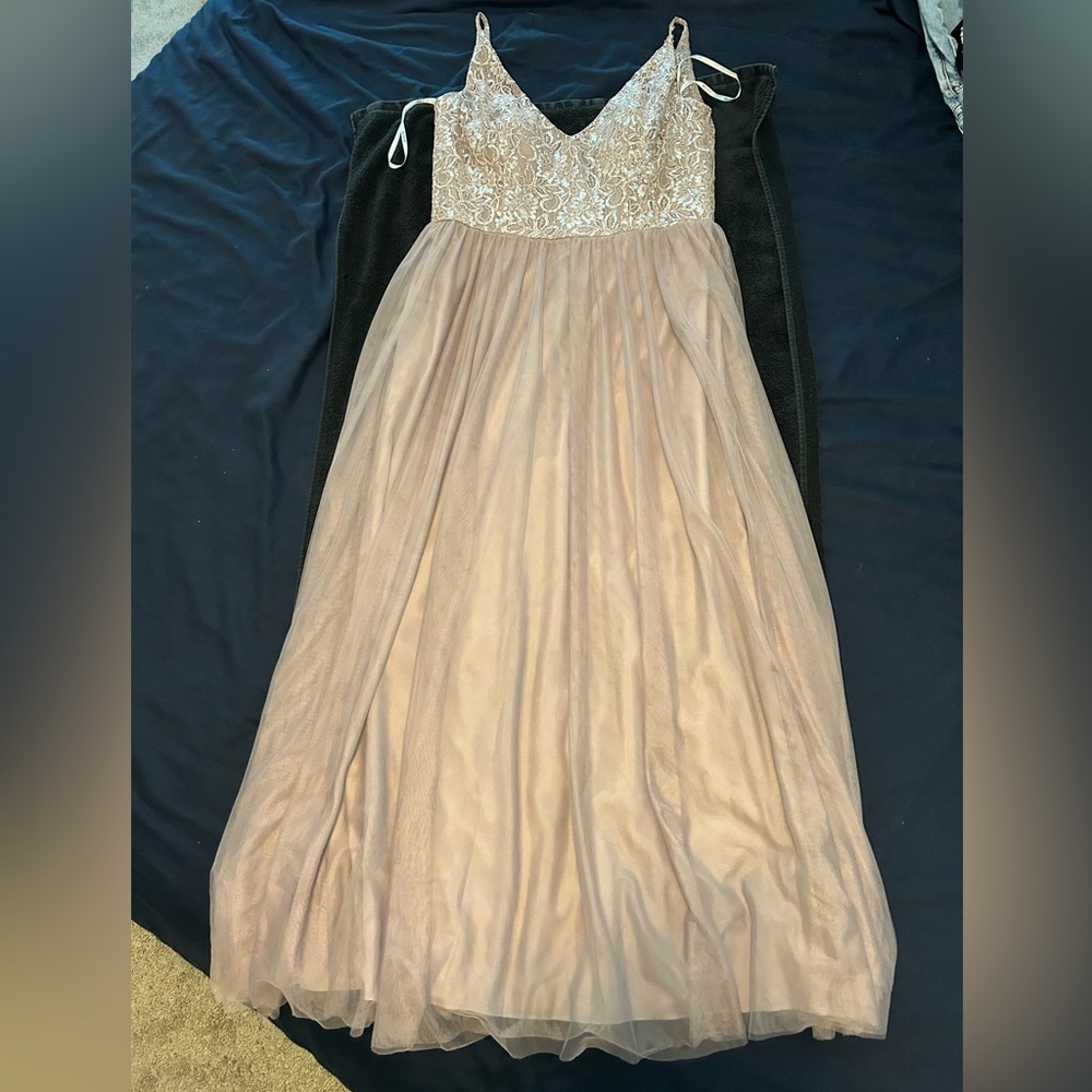 Bridesmaid/prom dress! Size 12, mauve!